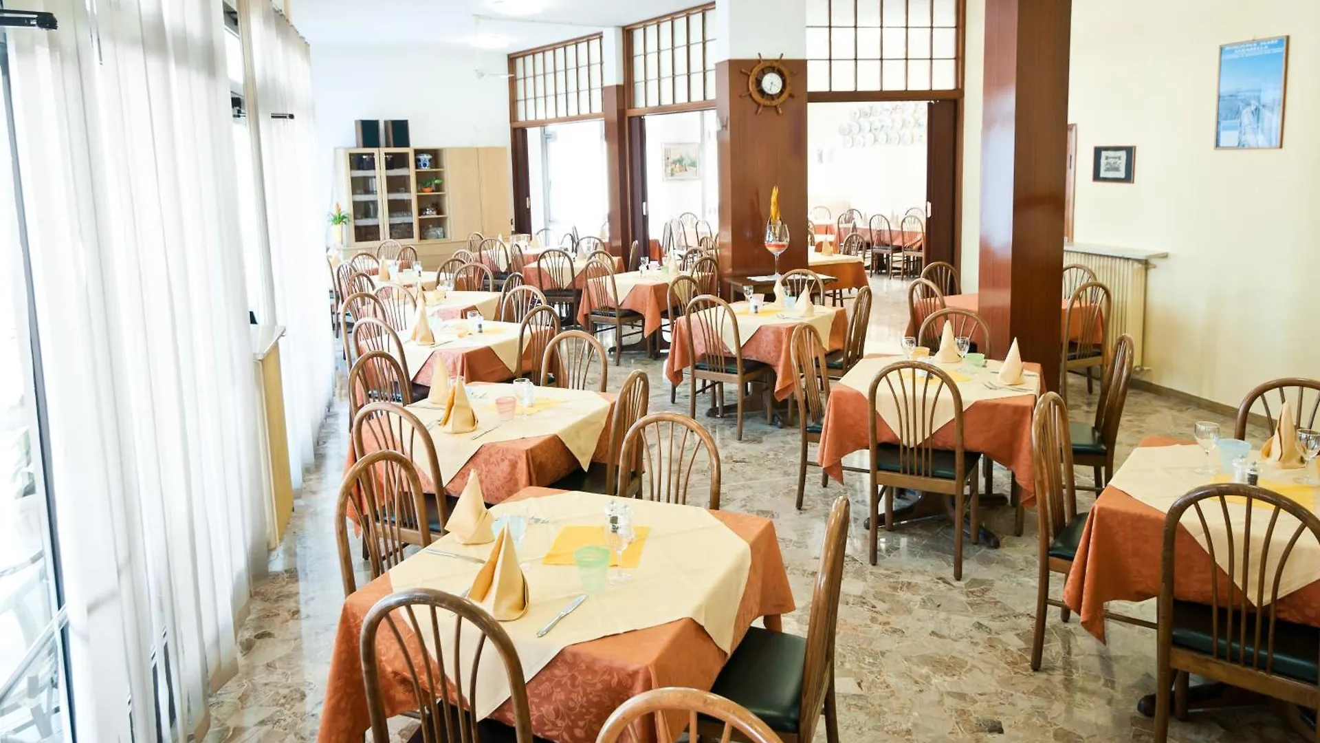 Hotel Milan Rosolina Mare