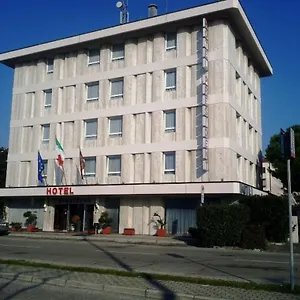 President Venezia Отель